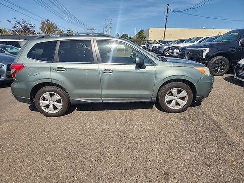 Used 2014 Subaru Forester 2.5i Limited w/ Popular Package #2 AWD/4WD image 17