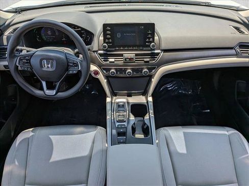 Used 2019 Honda Accord Hybrid image 14