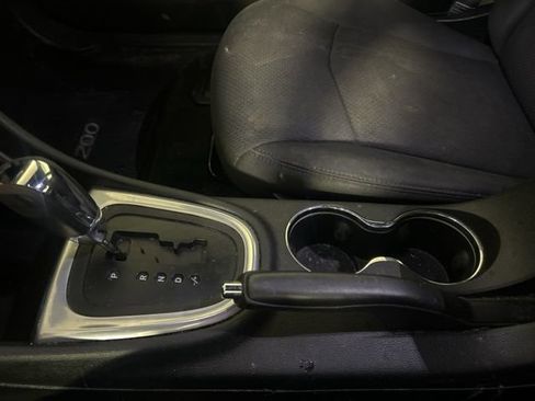 Used 2013 Chrysler 200 Touring w/ Cold Weather Group FWD image 18