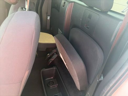 Used 2024 Nissan Frontier S w/ Technology Package AWD/4WD image 11