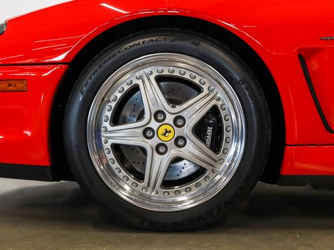 Used 2000 Ferrari 550 Maranello Coupe RWD image 17