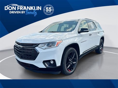 Used 2021 Chevrolet Traverse Premier image 1