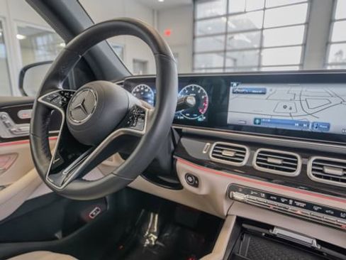Used 2024 Mercedes-Benz GLE 350 4MATIC image 19