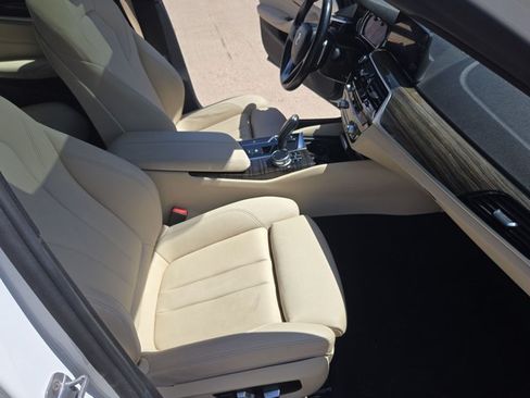Used 2018 BMW 530i RWD image 22
