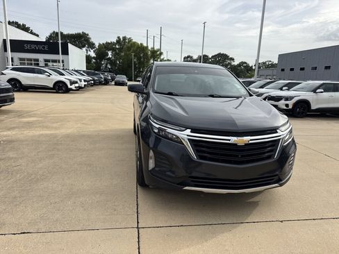 Used 2023 Chevrolet Equinox LT FWD image 8