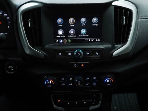 Used 2023 GMC Terrain SLE w/ Driver Convenience Package image 17