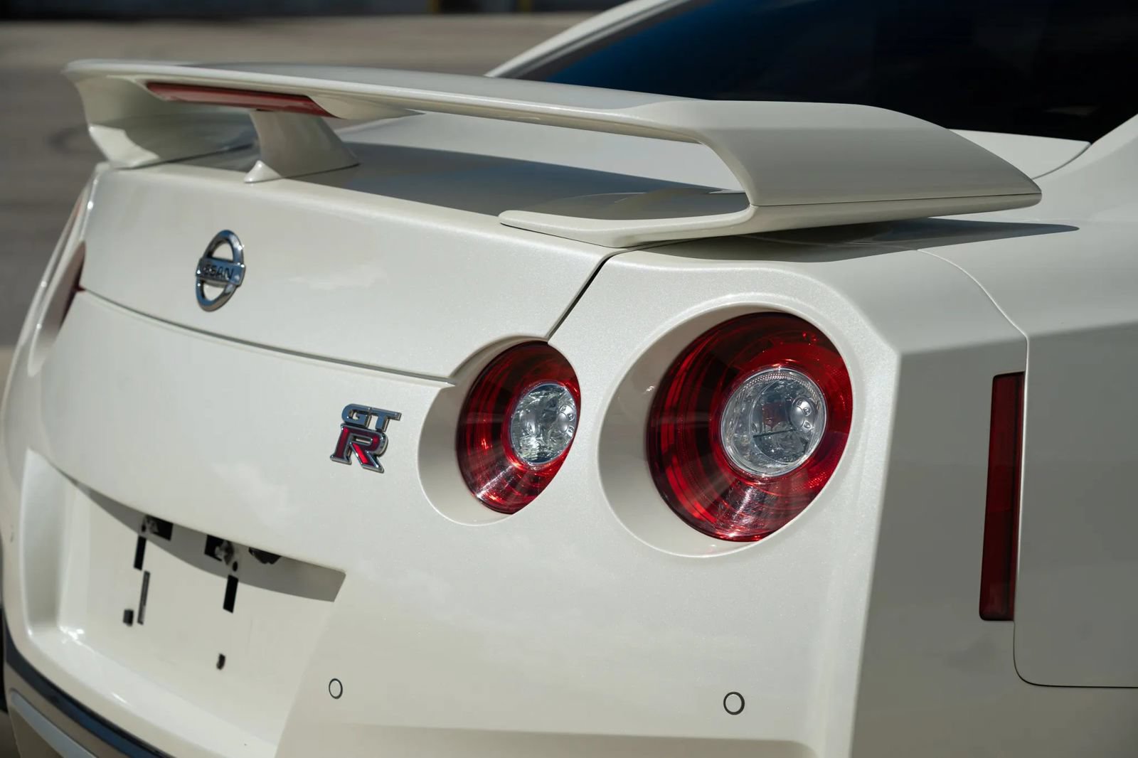 Used 2017 Nissan GT-R Premium w/ Premium Interior Package AWD/4WD image 67