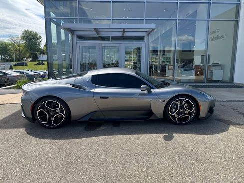 Used 2023 Maserati MC20 Coupe RWD image 4