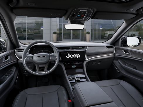 New 2026 Jeep Grand Cherokee Limited w/ Limited Altitude Package AWD/4WD image 14