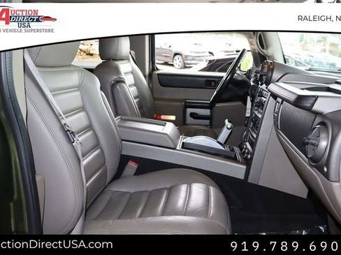 Used 2003 HUMMER H2 w/ Preferred Equipment Group image 16