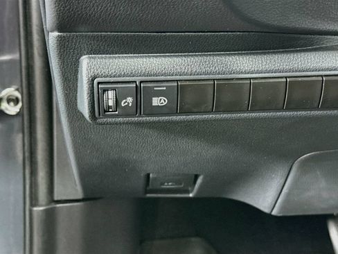 Certified 2024 Toyota Corolla LE FWD image 10