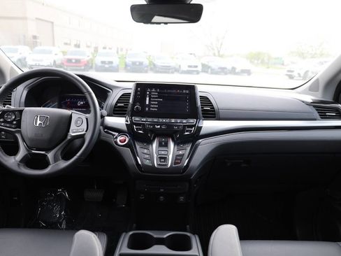Used 2023 Honda Odyssey Touring image 14