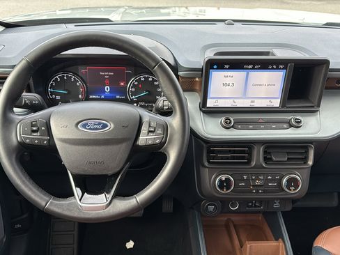 Used 2023 Ford Maverick Lariat w/ Equipment Group 500A Standard image 27