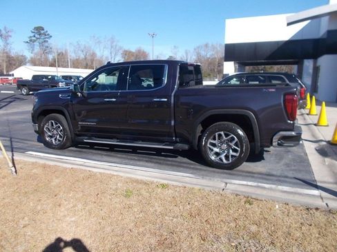 Used 2023 GMC Sierra 1500 SLT w/ SLT Premium Plus Package image 7