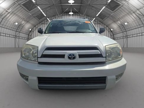 Used 2003 Toyota 4Runner SR5 AWD/4WD image 7