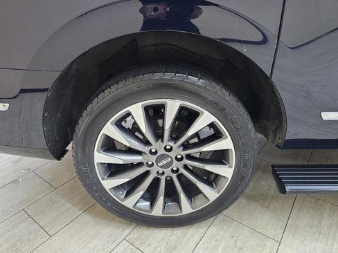 Used 2021 Lincoln Navigator L Reserve image 45