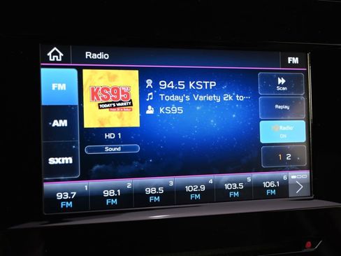 Used 2021 Subaru Forester Premium image 29