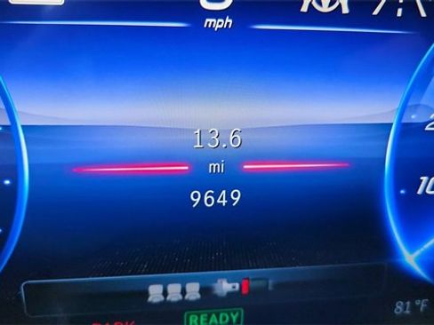 Used 2023 Mercedes-Benz EQE 500 4MATIC SUV w/ Exclusive Trim Package image 38