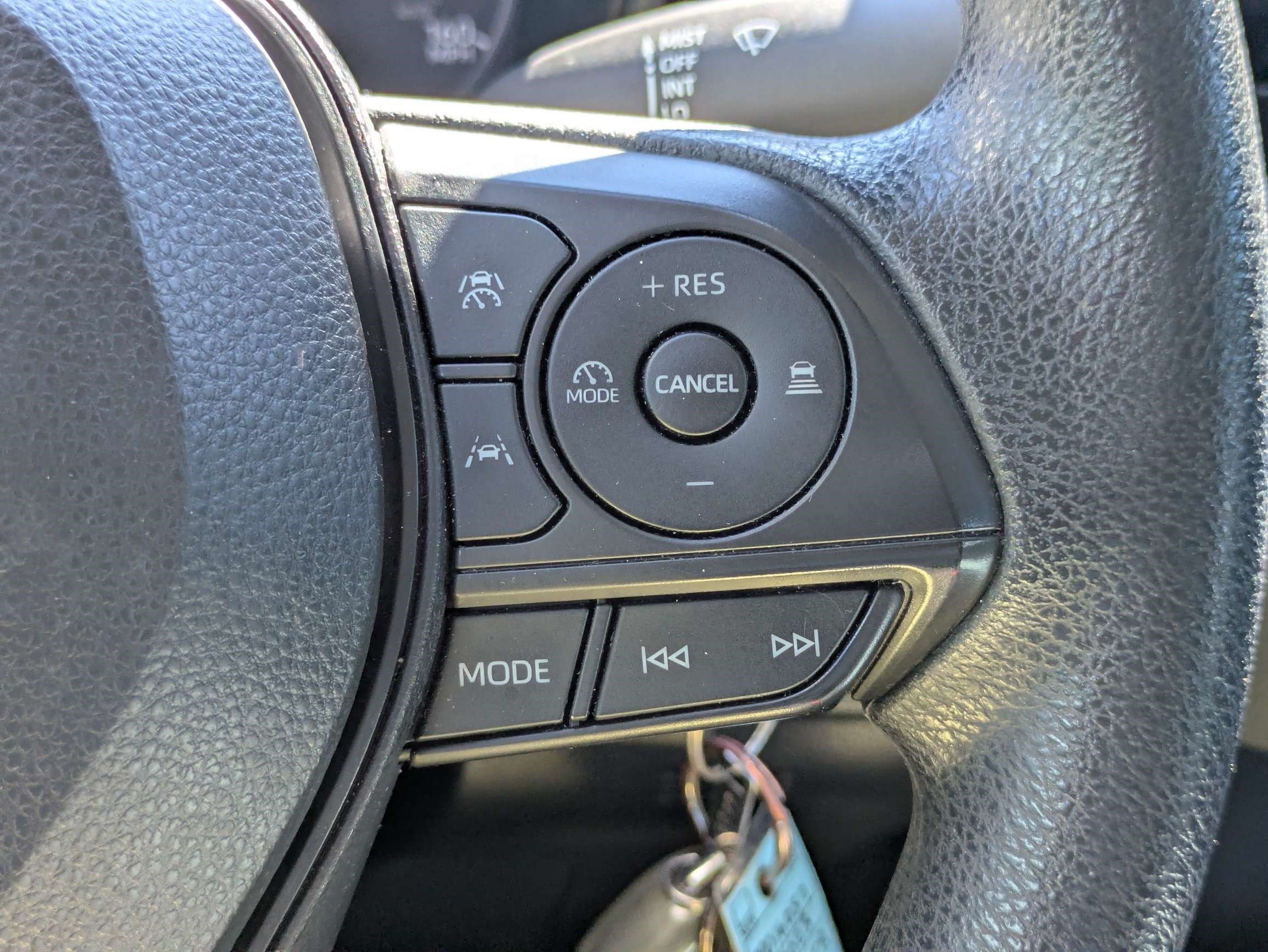 Used 2023 Toyota Corolla LE FWD image 31