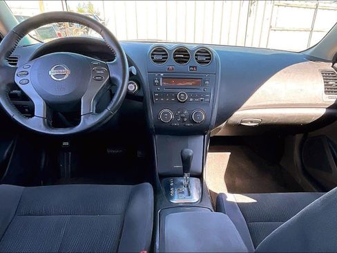 Used 2010 Nissan Altima 2.5 S w/ Convenience Pkg image 17