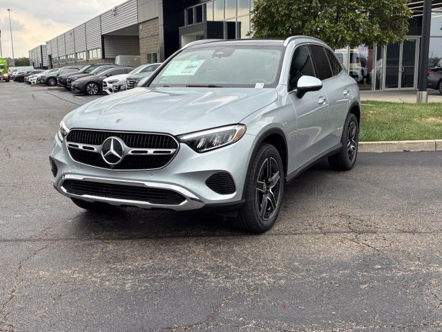 New 2027 Mercedes-Benz GLC 300 4MATIC image 3
