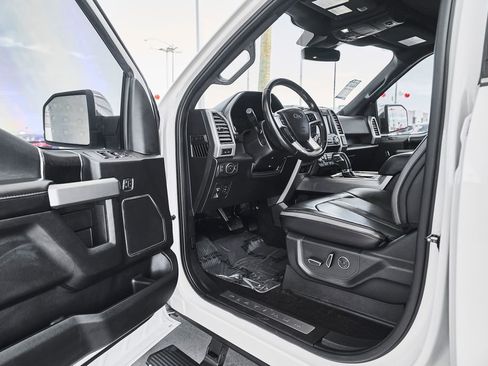 Used 2020 Ford F150 Platinum w/ Equipment Group 701A Luxury AWD/4WD image 16