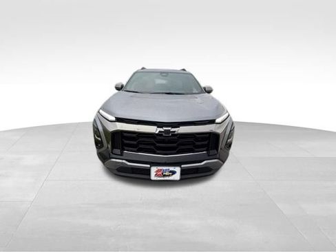 Used 2027 Chevrolet Equinox ACTIV w/ Safety and Technology Package AWD/4WD image 3
