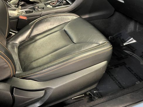 Used 2022 Subaru Crosstrek 2.5i Limited w/ Moonroof Package 2 image 12