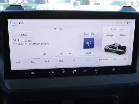 Used 2025 Ford Maverick Lobo AWD/4WD image 31