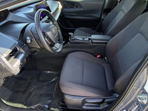 Certified 2025 Toyota Prius LE image 26
