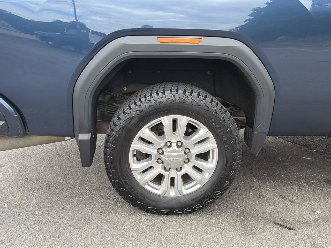 Used 2020 GMC Sierra 3500 Denali w/ Denali Ultimate Package AWD/4WD image 21