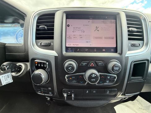 Used 2022 RAM 1500 Classic Warlock AWD/4WD image 17