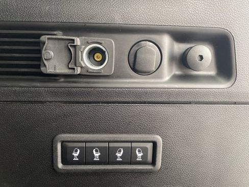 Used 2023 Jeep Wagoneer Series III w/ Preferred Equipment Group image 34