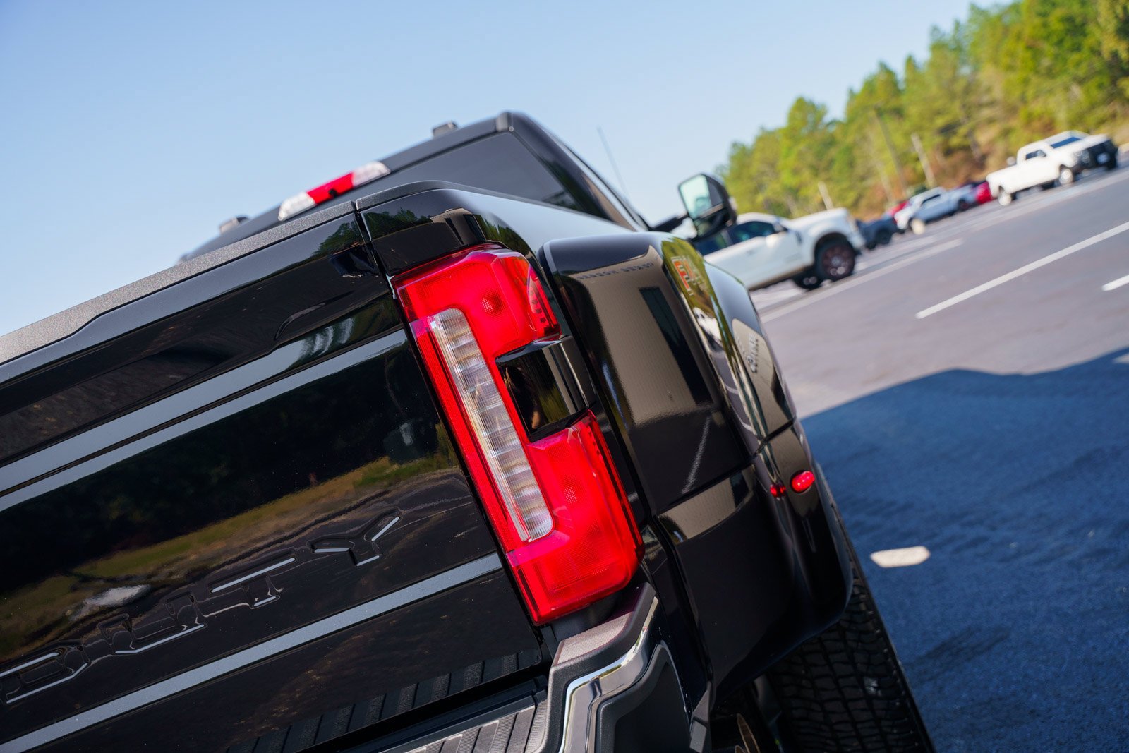 New 2027 Ford F350 Lariat AWD/4WD image 17