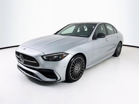 Used 2023 Mercedes-Benz C 300 Sedan image 3
