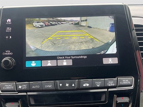 Used 2023 Honda Odyssey EX-L image 13