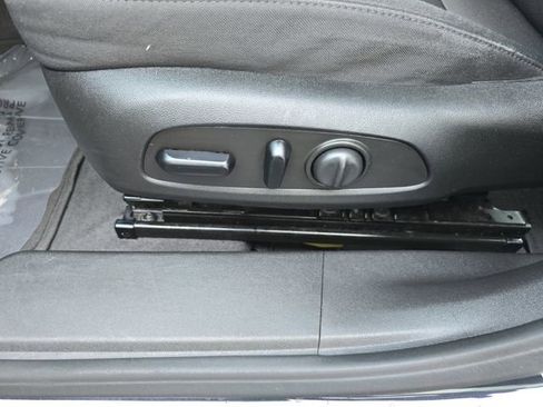 Used 2023 Chevrolet Malibu LT FWD image 27
