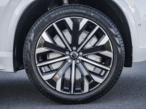 New 2026 Volvo XC90 T8 Plus image 16