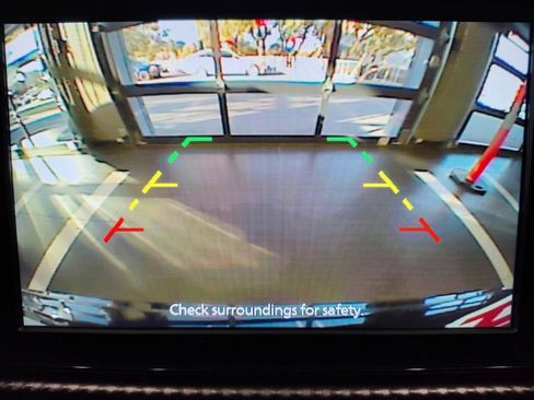 Used 2024 Nissan Kicks SV image 4