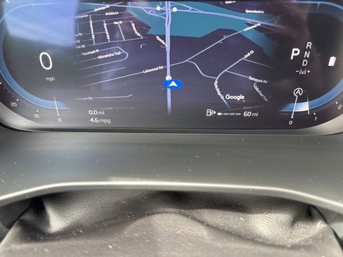 Used 2025 Volvo XC40 B5 Plus AWD/4WD image 22