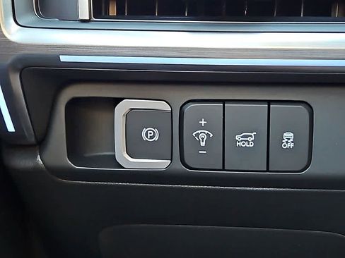 New 2026 Hyundai Santa Fe Limited FWD image 16