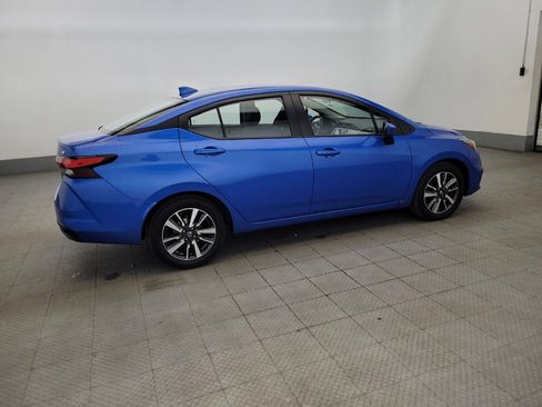 Used 2022 Nissan Versa SV FWD image 10