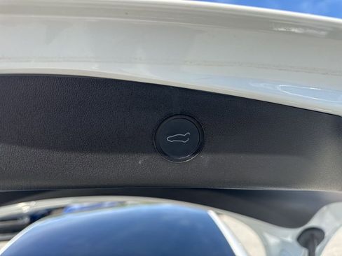 Used 2022 Tesla Model 3 Performance image 32