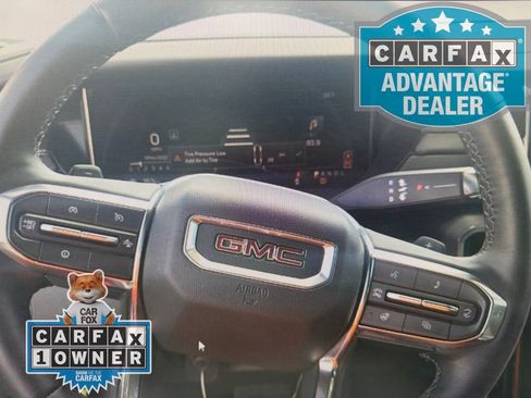 Used 2025 GMC Acadia Elevation FWD image 4