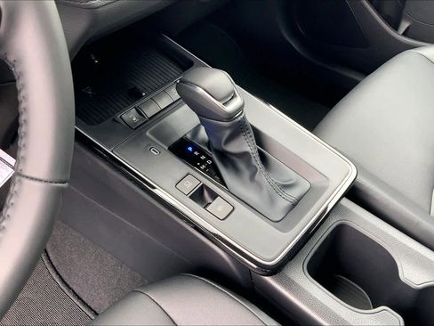New 2026 Toyota Corolla Cross XLE FWD image 7