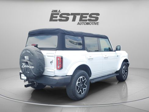 Used 2023 Ford Bronco Outer Banks AWD/4WD image 4