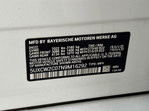 Used 2022 BMW X7 xDrive40i w/ Cold Weather Package AWD/4WD image 31