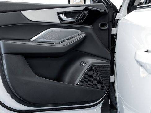 New 2026 Acura MDX FWD w/ Technology Package image 9