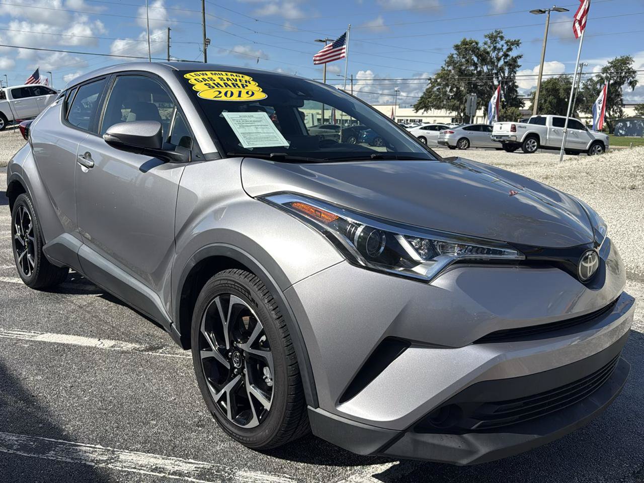 Used 2019 Toyota C-HR XLE FWD image 7
