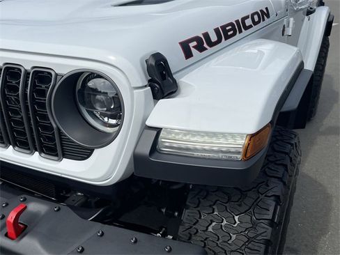 New 2025 Jeep Wrangler Rubicon image 17